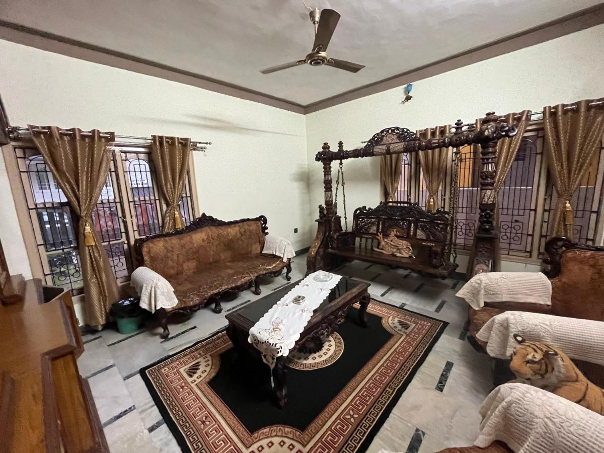 N A S Homestay * Mysore